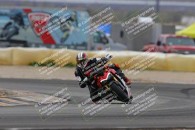 media/Jan-15-2023-SoCal Trackdays (Sun) [[c1237a034a]]/Turn 2 Set 1 (1145am)/